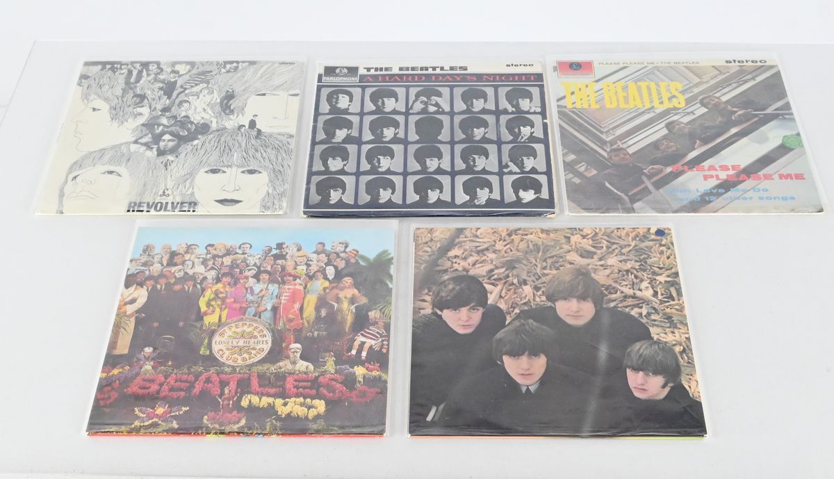 5 LP-skivor, vinyl, The Beatles på auktion i Luleå, Norrbottens län hos Luleå Auktionsverk