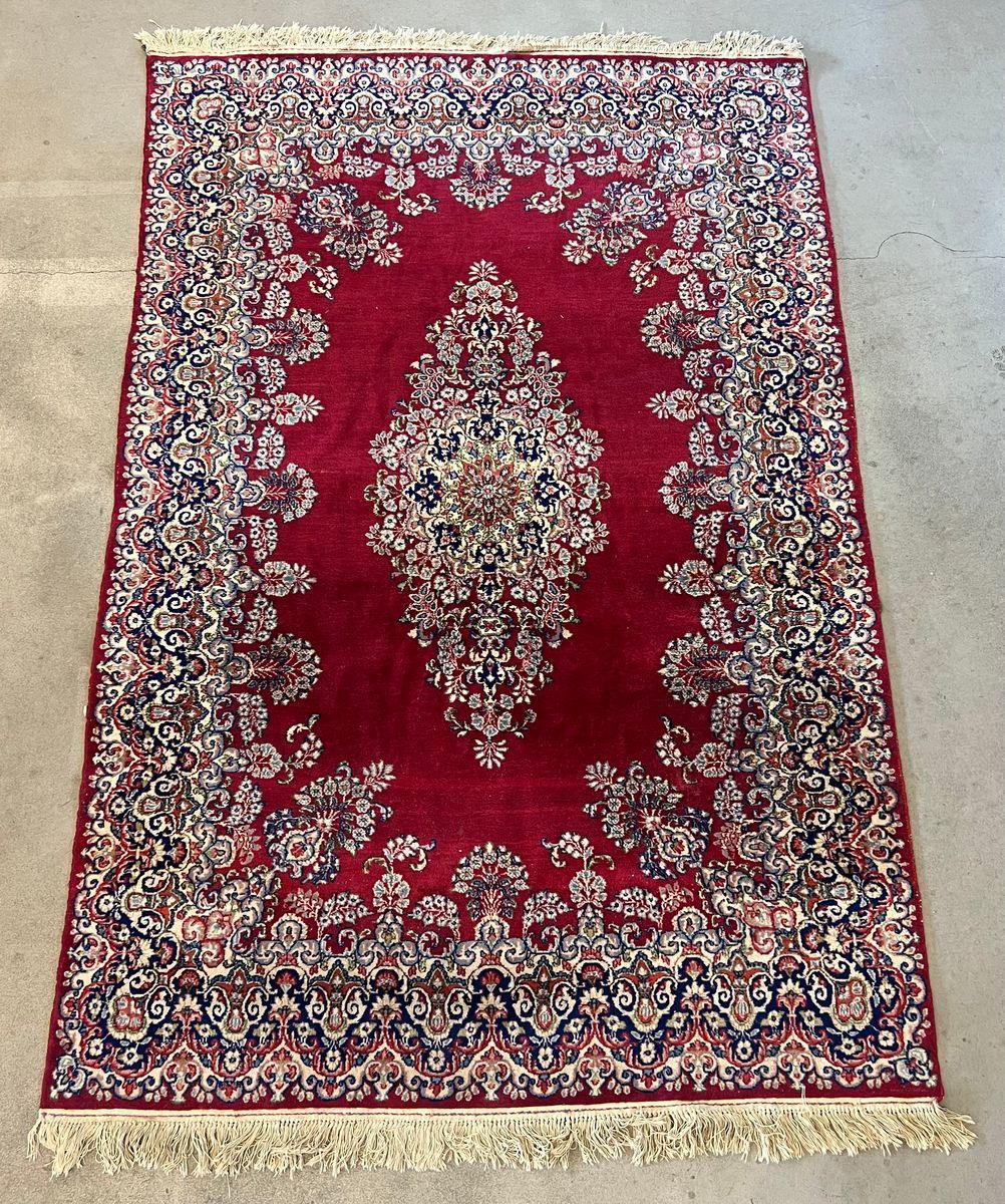 Orientalisk äkta matta, Kirman, Iran på auktion i Luleå, Norrbottens län hos Luleå Auktionsverk